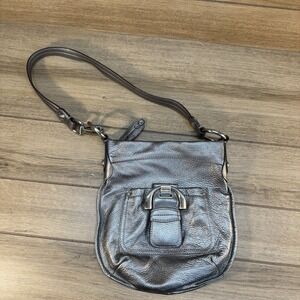 B. MAKOWSKY Women's Pewter Silver Metallic Crossbody Purse Chunky Buckle Y2K